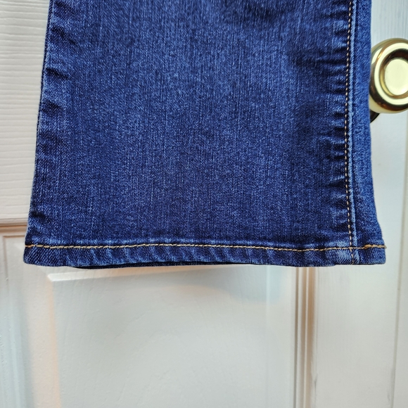 Denizen from Levi's Women's Blue Jeans - Picture 7 of 10